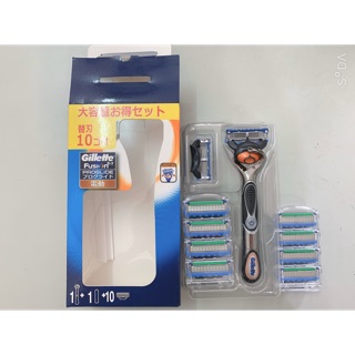 COMBO dao cạo râu kèm 10 lưỡi thay thế có pin Gillette Fusion 5+1 Nhật bản