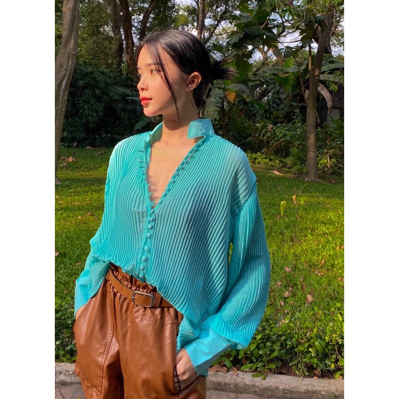 #taphoacotutamky Áo sơ mi vintage cổ điển tay phồng