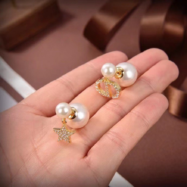 Bông Tai Mạ Vàng Hình Ngôi Sao Và Chữ Cd Chất Lượng Cao 𝑫ìor