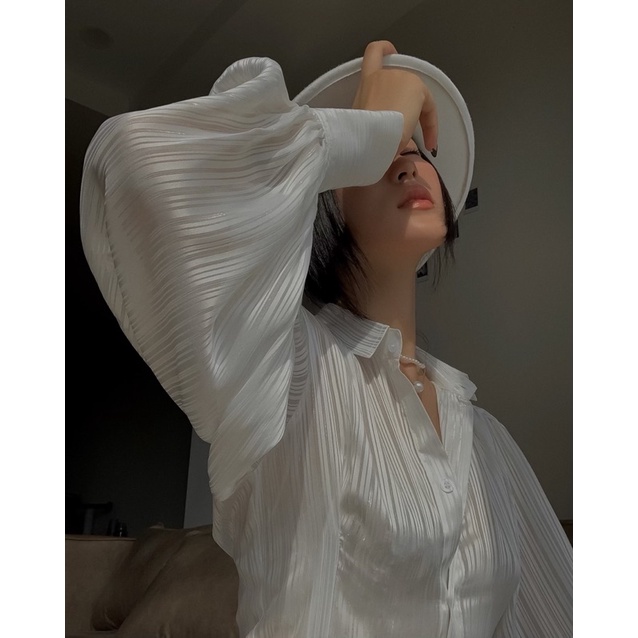 Áo sơmi lụa kim tuyến 2 màu trắng-xanh | BigBuy360 - bigbuy360.vn