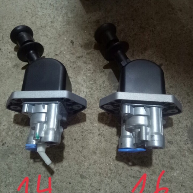 củ phanh tay 961 lỗ 14 16 SORL