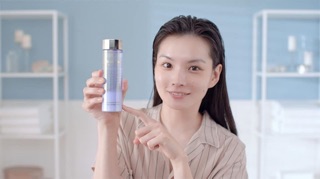Tinh chất dưỡng da Cle de Peau Essential Refining Essence