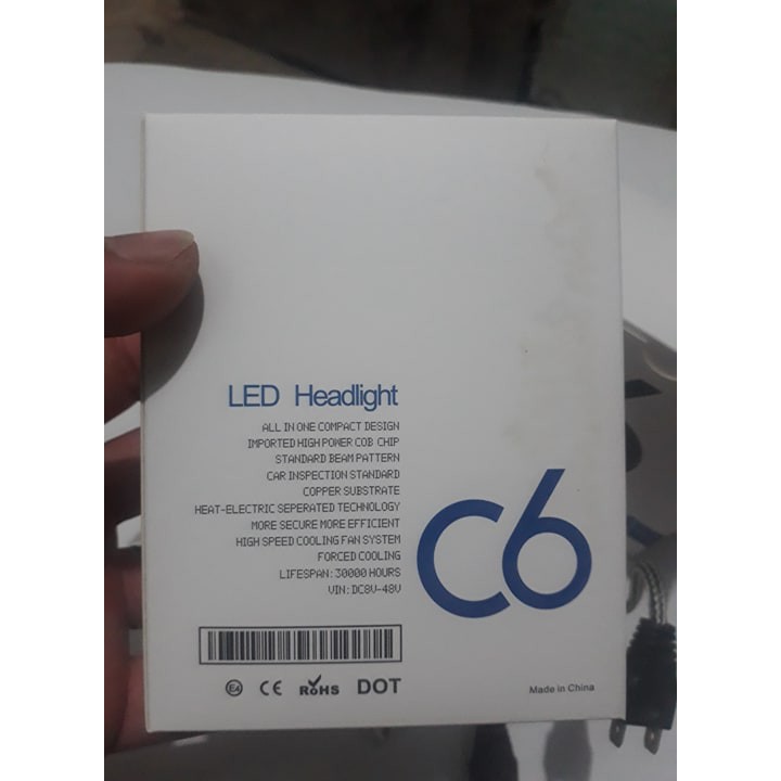 1 bóng led pha c6 chân H7 6000K có quạt tản nhiệt