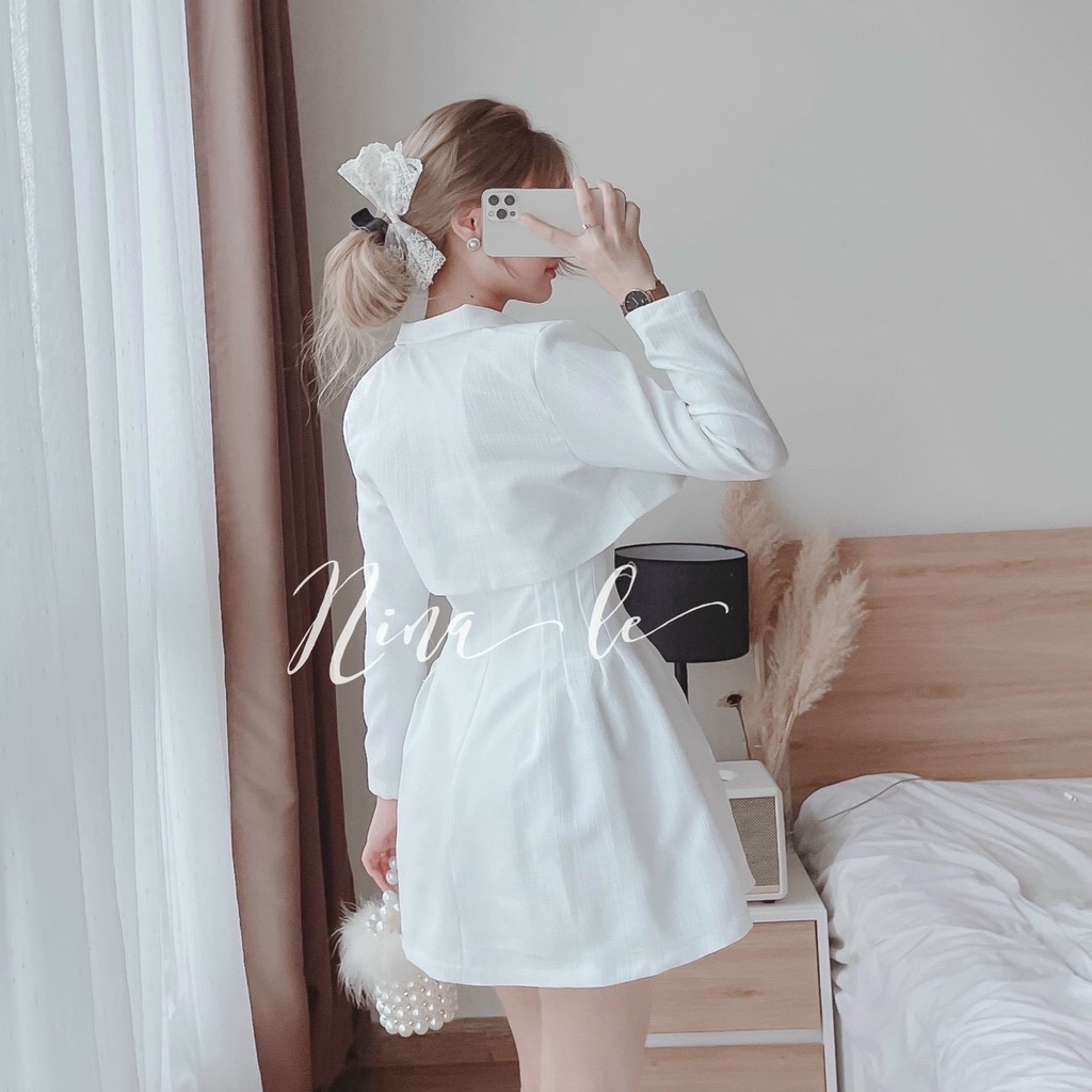 Sét 2 món áo khoác tay dài cổ sơ mi phối váy đầm nữ mini dáng xòe màu trắng dễ thương