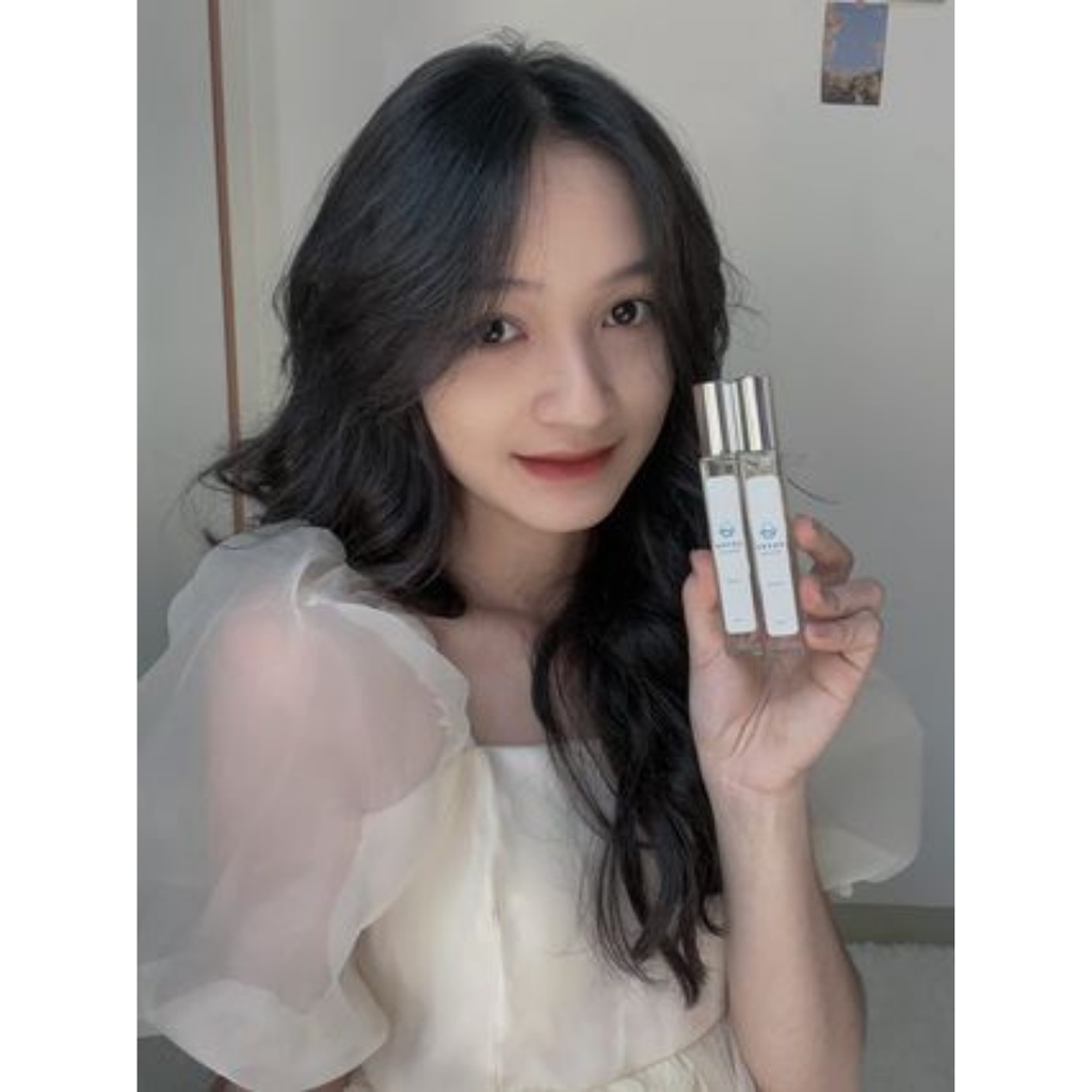 Tinh Dầu Nước Hoa Nữ Azura Delia Quyến Rũ Gợi Cảm Cuốn Hút Thơm Lâu Lưu Hương 12 Giờ Dạng Chai Xịt 12Ml