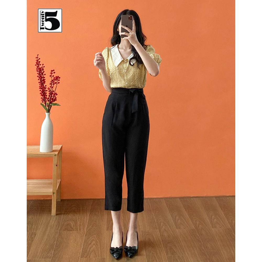 Áo sơ mi nữ công sở dáng lửng cổ sen tay bồng kẻ caro nhí Twentyfive N1068