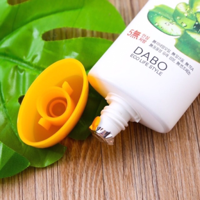 Kem chống nắng dưỡng da lô hội DABO Aloe Stem Rich