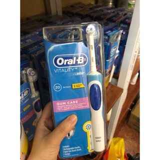 Bàn chải điện Oral B Braun