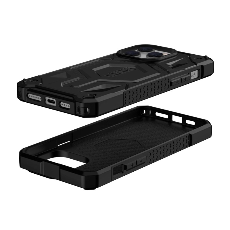ỐP LƯNG UAG MONARCH PRO Cacbon with MAGSAFE CHO IPHONE 14 PRO MAX tại nguyễn gia group Cao Đạt Q5