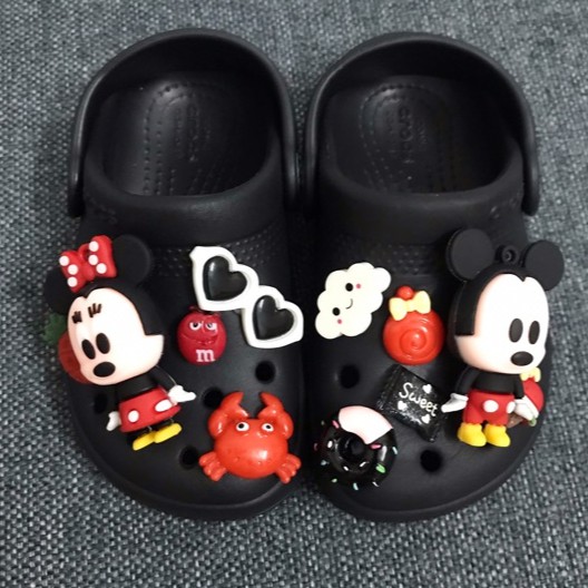 STICKER JIBBITZ gắn dép crocs, dép sục, dép trẻ em 4D nhân vật hoạt hình 1