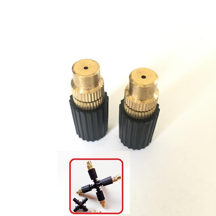Set 2 đầu phun sương bằng đồng, điều chỉnh được lưu lượng nước.