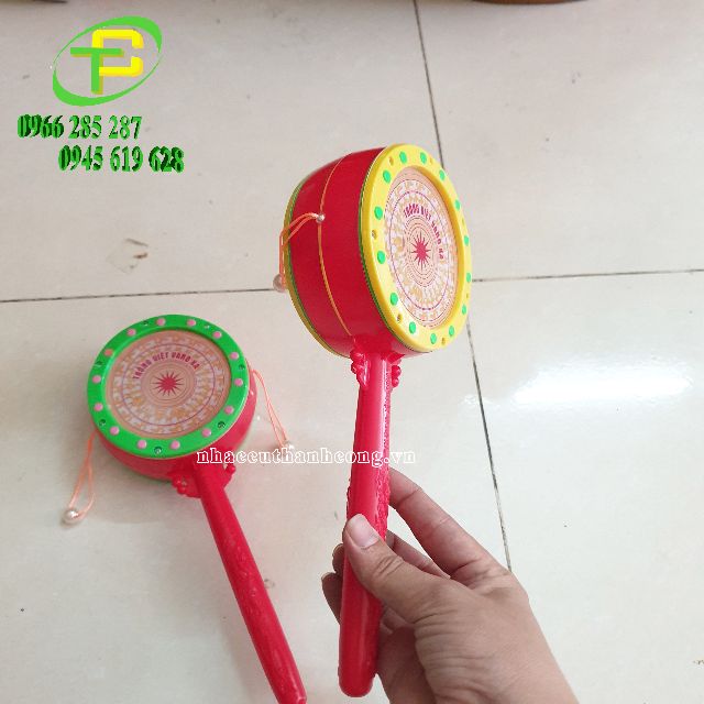 Trống bỏi cho bé, trống lắc tay cho bé bằng nhựa