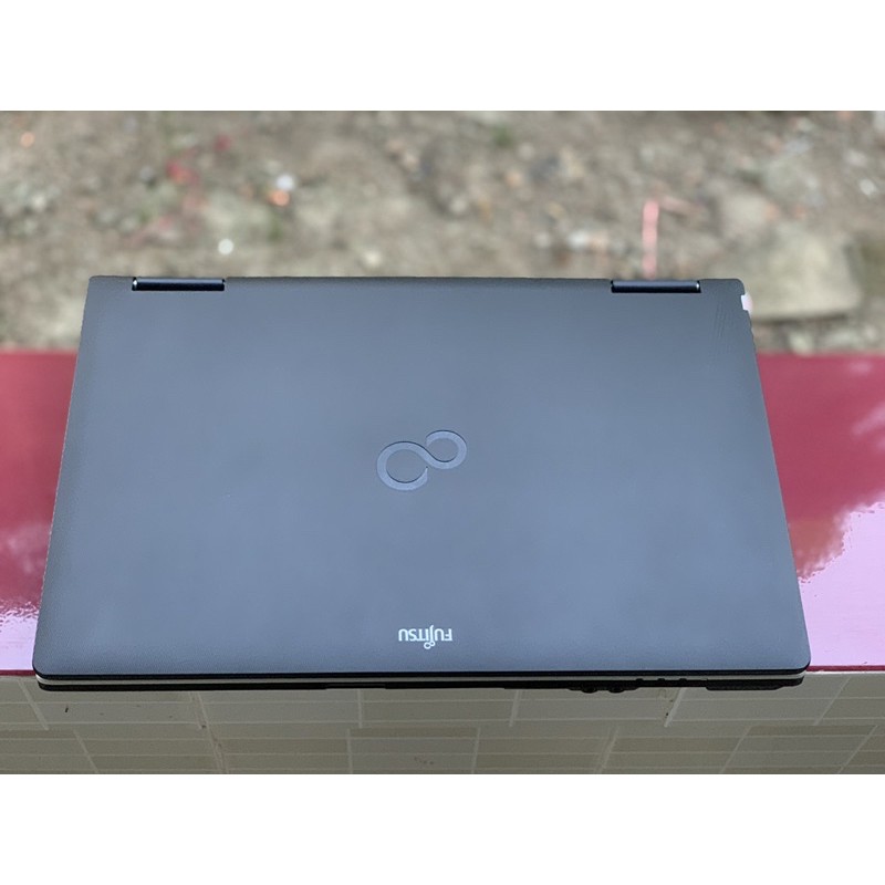 laptop fujitsu core i5