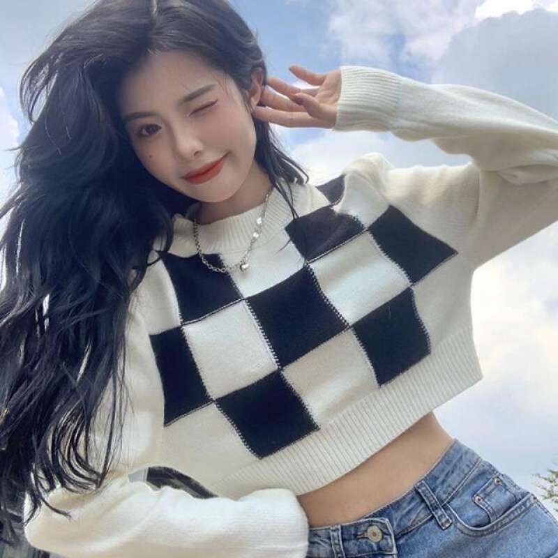 Áo len croptop dệt kim tay dài cổ tròn kẻ sọc caro sang trọng phong cách Hàn Quốc thời trang cho nữ | BigBuy360 - bigbuy360.vn