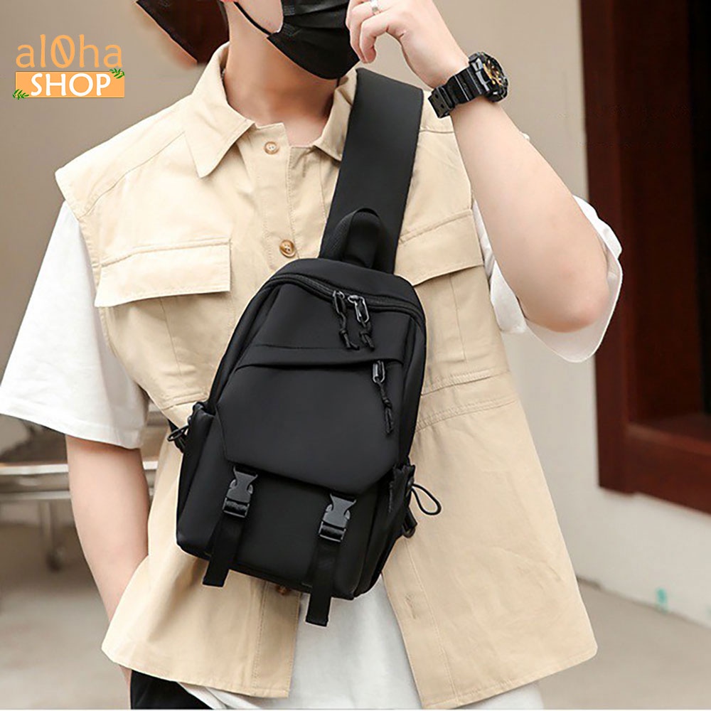 Túi đeo chéo Basic chống nước, tích hợp dây sạc USB unisex nam nữ - al0ha Shop