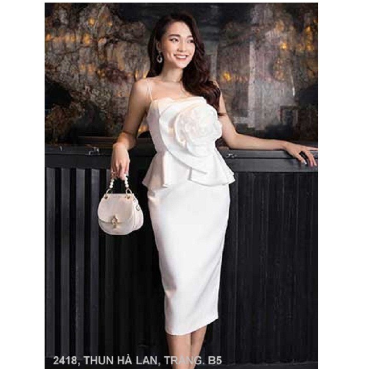 ĐẦM ÔM 2 DÂY LAI ÁO XÒE ĐÍNH HOA HỒNG