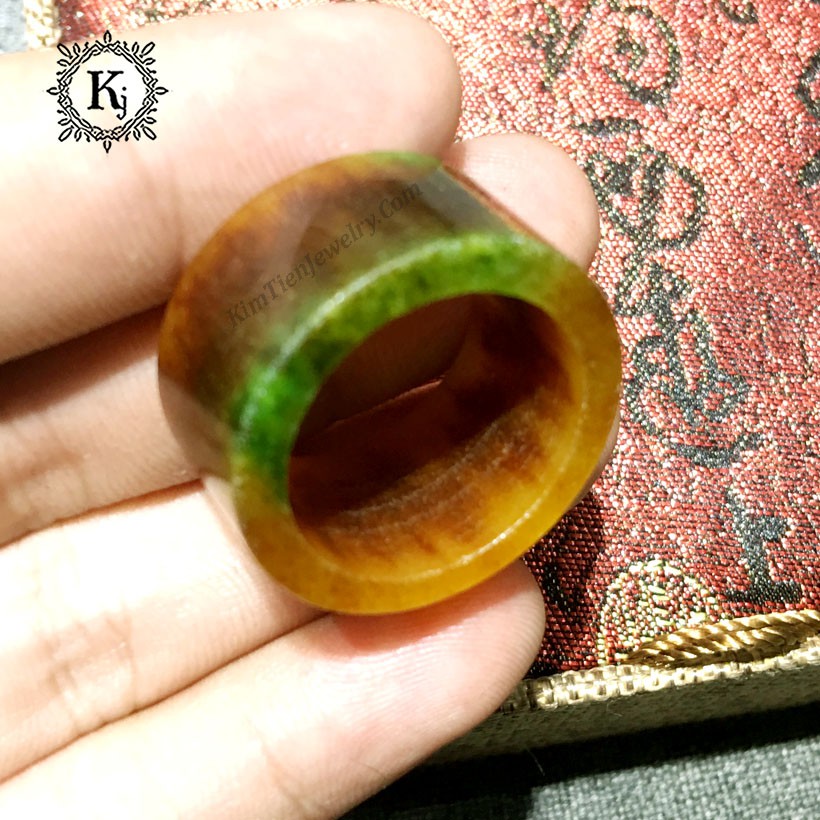 Nhẫn Phong Thủy Tam Đa Bản Vuông Nam Kim Tiền Jewelry - Màu Ưu Linh Rêu - Bình An - Phong Thủy - Xua Vận Rủi
