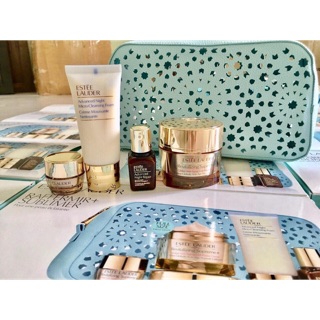 Set 4 món Dưỡng da Estee lauder chống lão hoá tặng kèm ví chính hãng