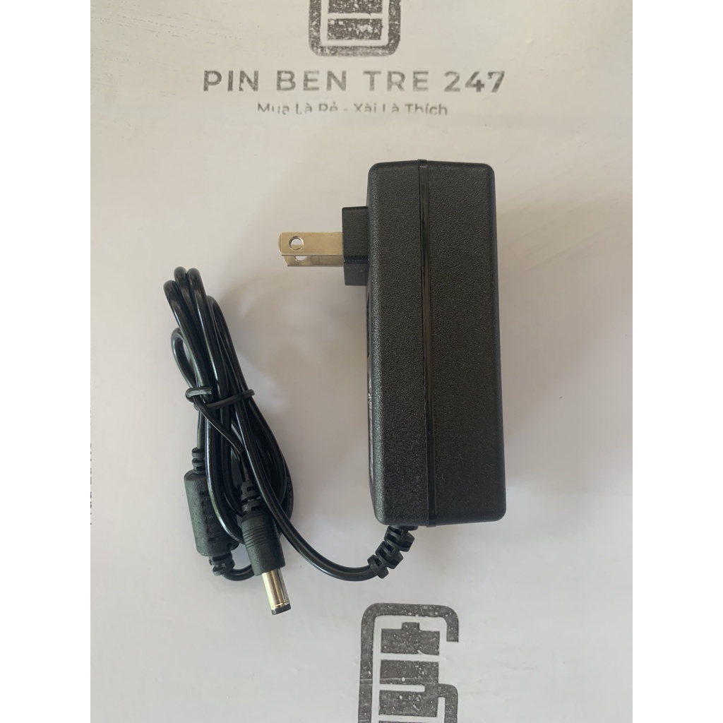 Sạc pin 3s 12,6V - 2A dùng cho pin Li-ion dụng cụ cầm tay có LED báo đầy