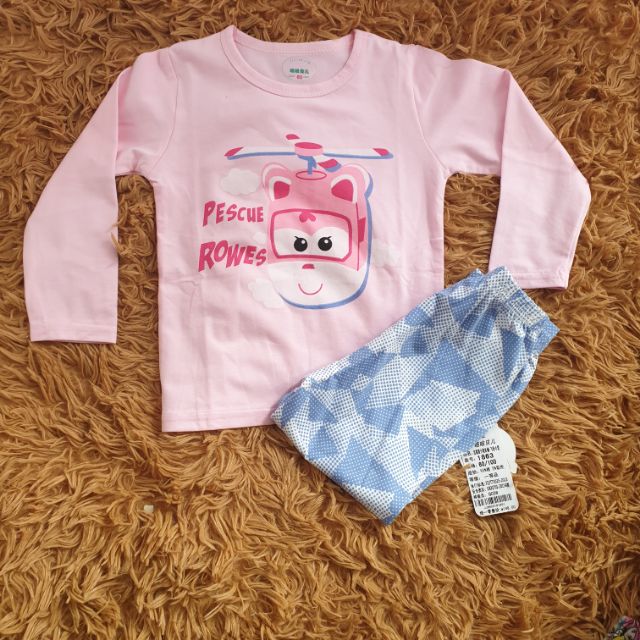 Bộ thu đông xuất hàn cho bé