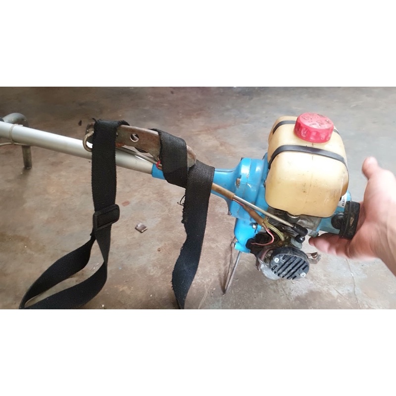 Bình xăng nhựa máy cắt cỏ Shindaiwa nội địa Nhật bình xăng trên