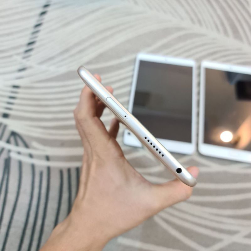 Máy tính bảng Huawei Dtab D02K, 8 inch 4G/LTE