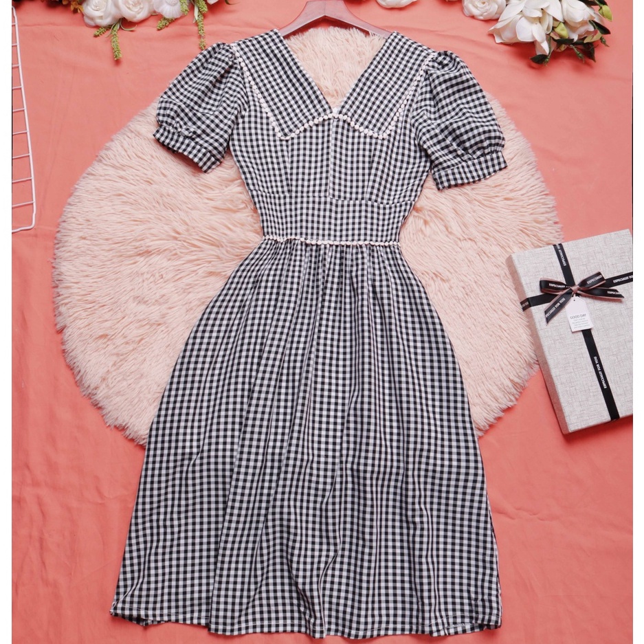 Đầm caro xinh công sở dáng dài xòe cổ v thanh lịch thiết kế cao cấp thời trang đi làm đi chơi tôn dá