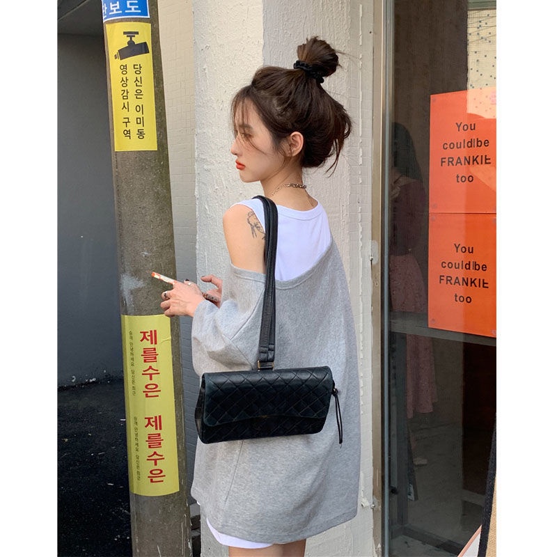 Áo Thun Dáng Rộng Hở Vai Phong Cách Hàn Quốc Thời Trang Mới 2022 Dành Cho Nữ