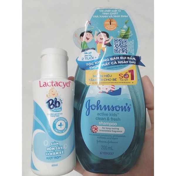 [MUA 1 TẶNG 1]Dầu gội Johnson's &amp; Johnson 200ml tươi mát (tặng 1 Tắm gội 50ml)