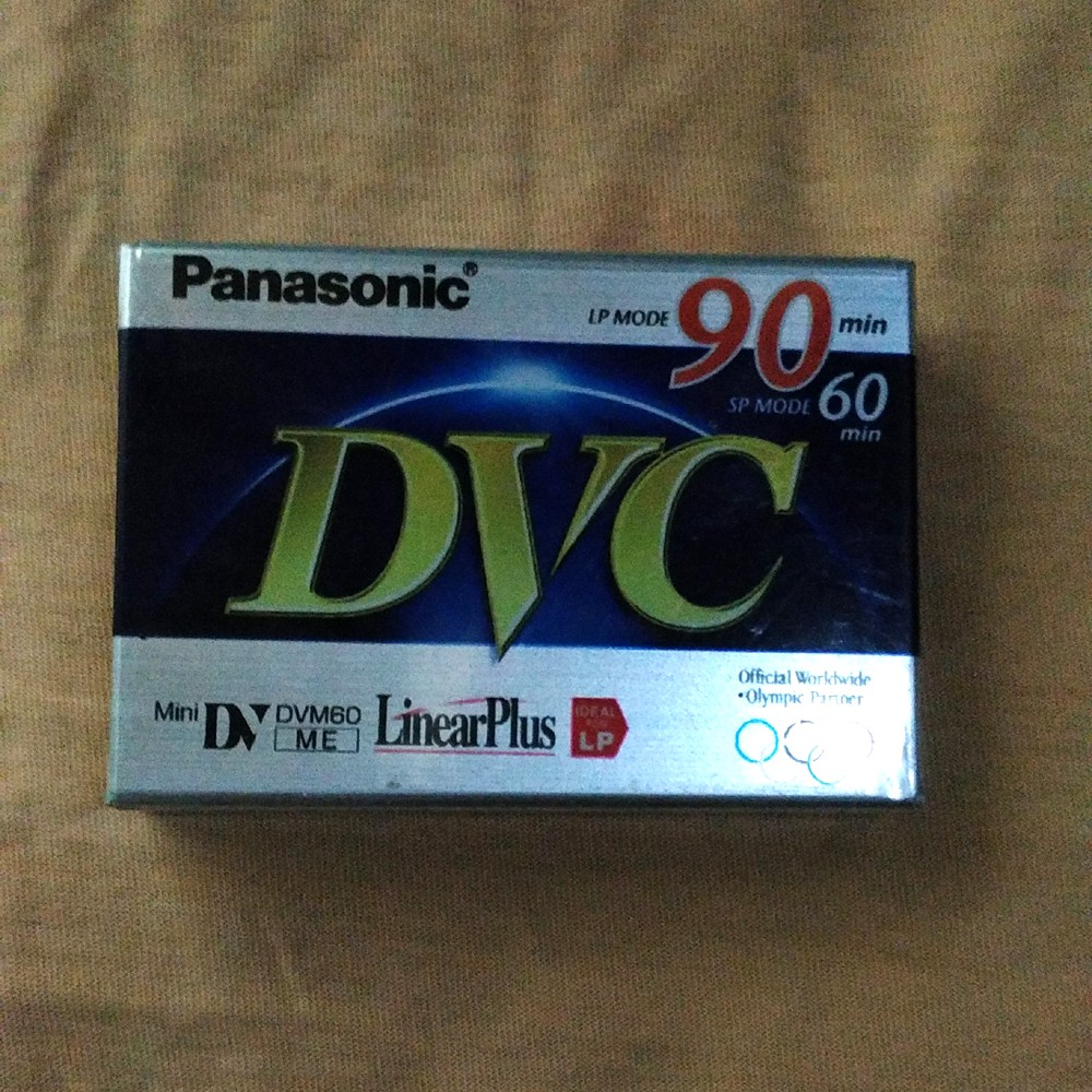 Máy Ghi Âm Mini Panasonic Dvc Dvm 60sp 90lp
