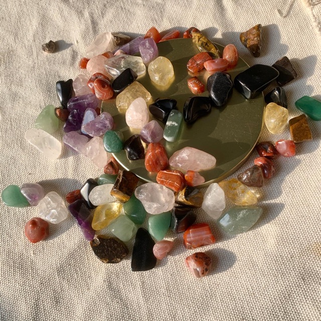 Vụn đá trang trí nhiều màu 500gr-1kg