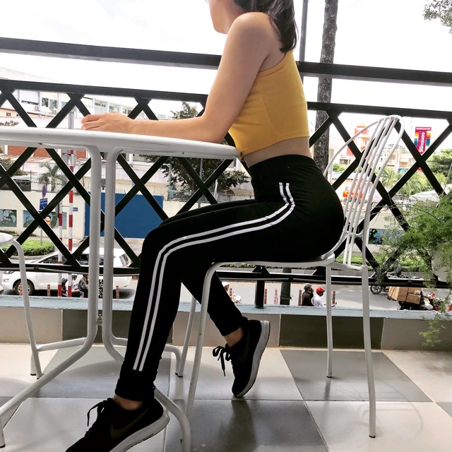Áo thun croptop nữ ba lỗ trơn, đơn giản nhiều màu
