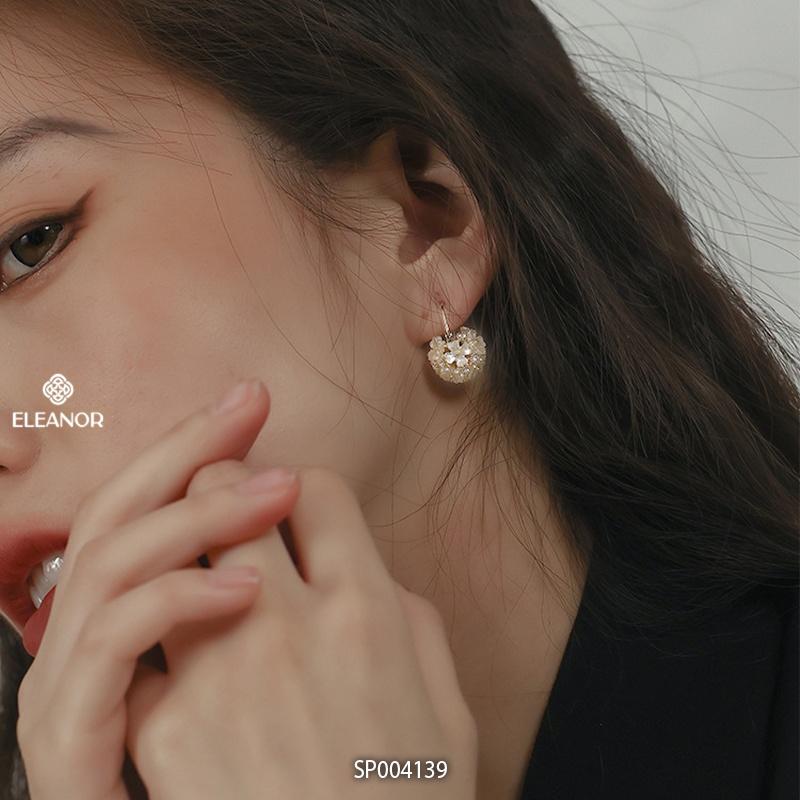 Bông tai nữ chuôi bạc 925 Eleanor Accessories hình quả cầu gắn hoa phụ kiện trang sức 4139