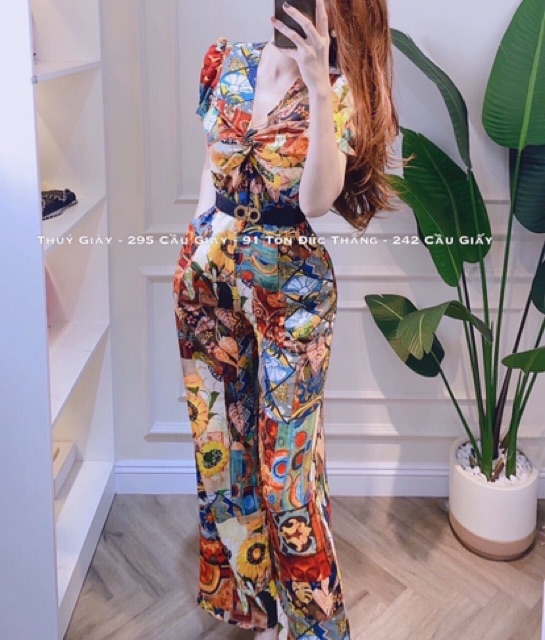 Set Thổ Cẩm Áo Croptop Xoắn Eo & Quần Suông Culottes