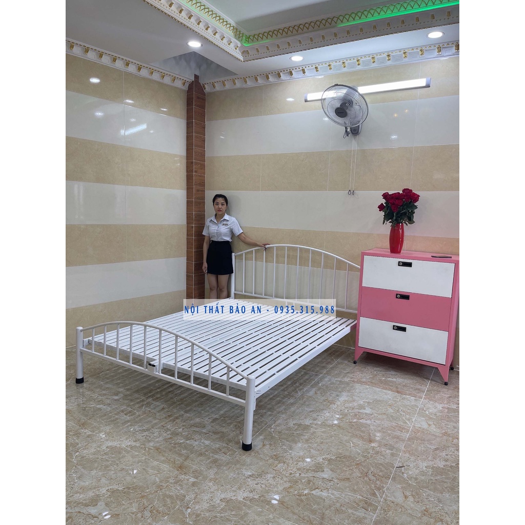 Giường sắt Kiểu Tân Cổ Điển 1M, 1M2,1M4,1M6,1M8X2M Bao Ráp Và Ship HCM New 100% - Nội Thất Bảo An