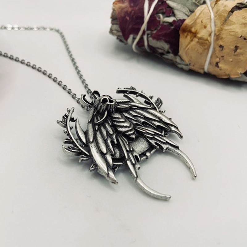 Vòng cổ Mặt Hình Đầu Lâu/ Sâu Bướm 10MK Phong Cách Gothic Thời Trang Cho Nữ