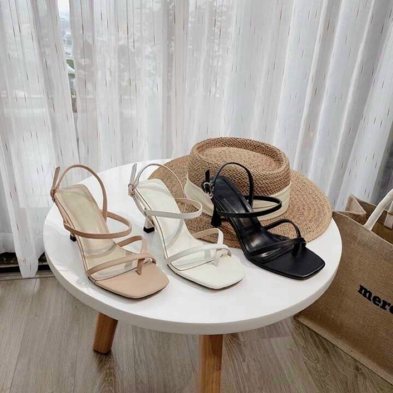 sandal xỏ ngón quai mảnh