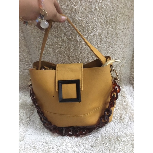 Túi xách si y hình hàng đã qua sử dụng sale thu hồi vốn