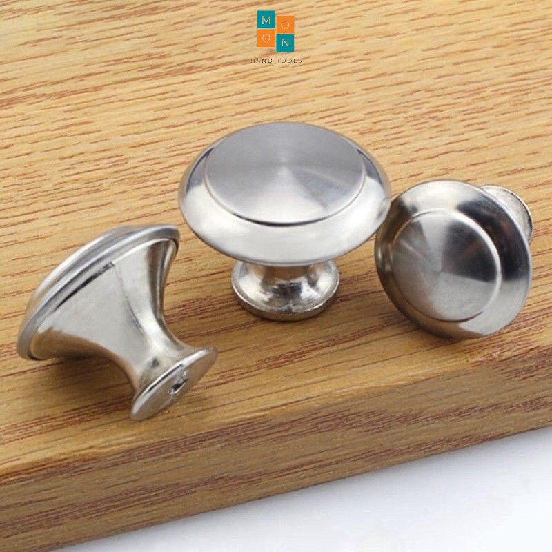 Núm nắm tủ màu trắng bạc