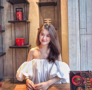 Áo trễ vai trắng Off-Shoulder Top