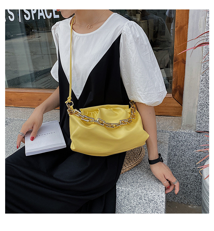 Túi Đeo Chéo Thời Trang Hàn Cho Nữ