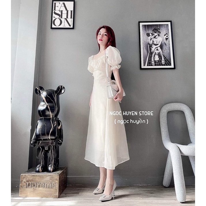 Váy tay bồng cổ vuông
