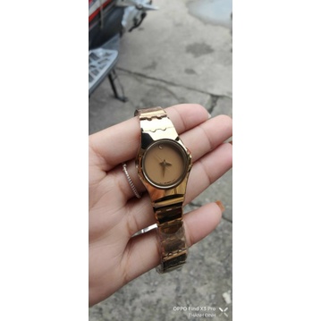 Đồng hồ Rado nữ đá đúc