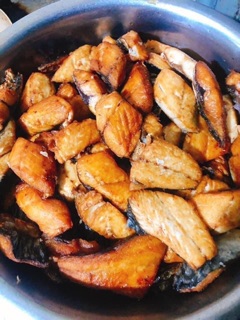 1KG VỤN ĐUÔI CÁ THU NA UY
