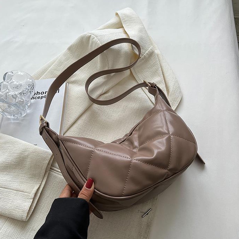 Túi Đeo Chéo Phong Cách Retro niche Độc Đáo Dễ Phối Đồ Cho Nữ
