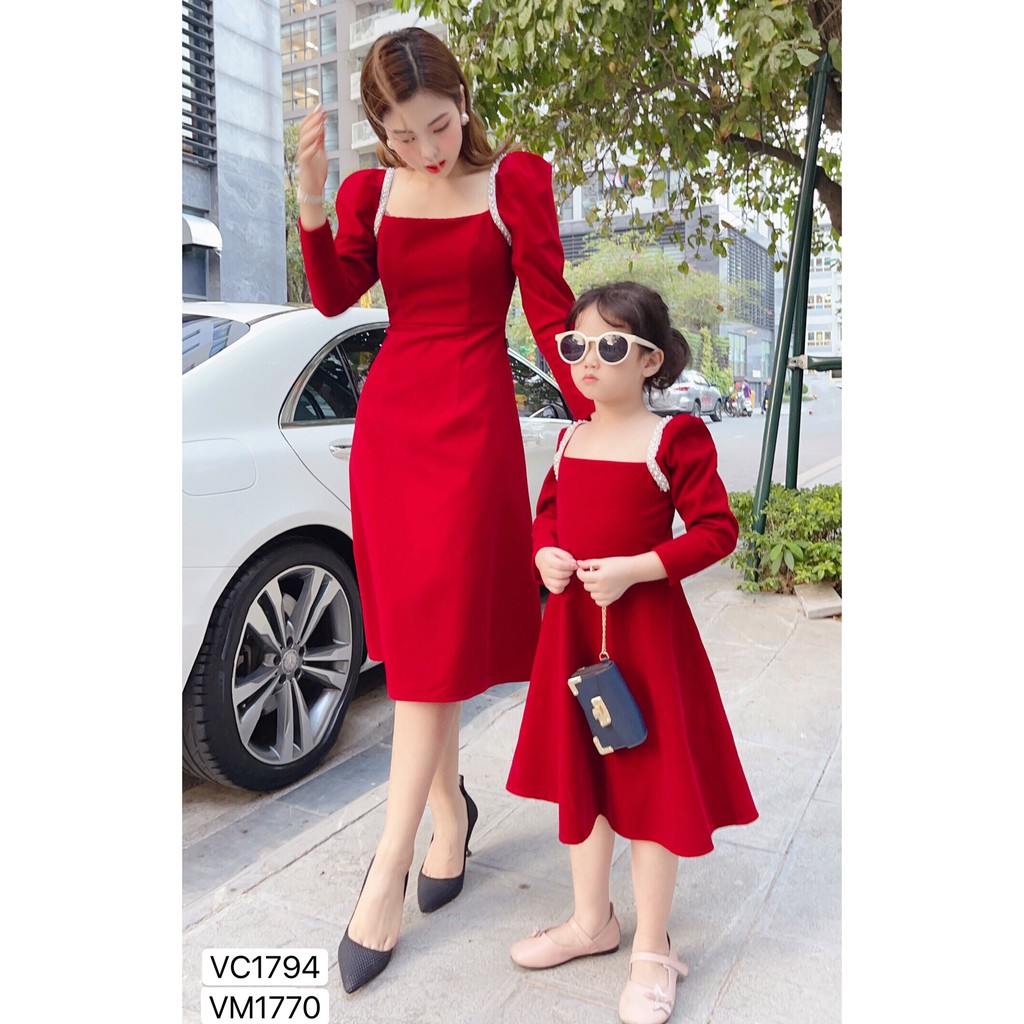 Váy nhung đỏ viền ngọc bé gái V1794 - Đẹp Shop DVC - Kèm ảnh thật trải sàn do shop tự chụp