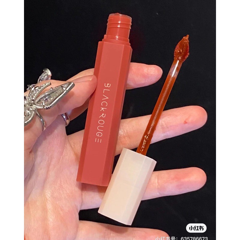 SON BLACK ROUGE HV05