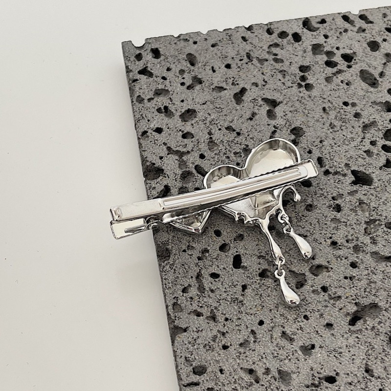 Kẹp Tóc Hình Trái Tim Phối Tua Rua Thời Trang Cho Nữ