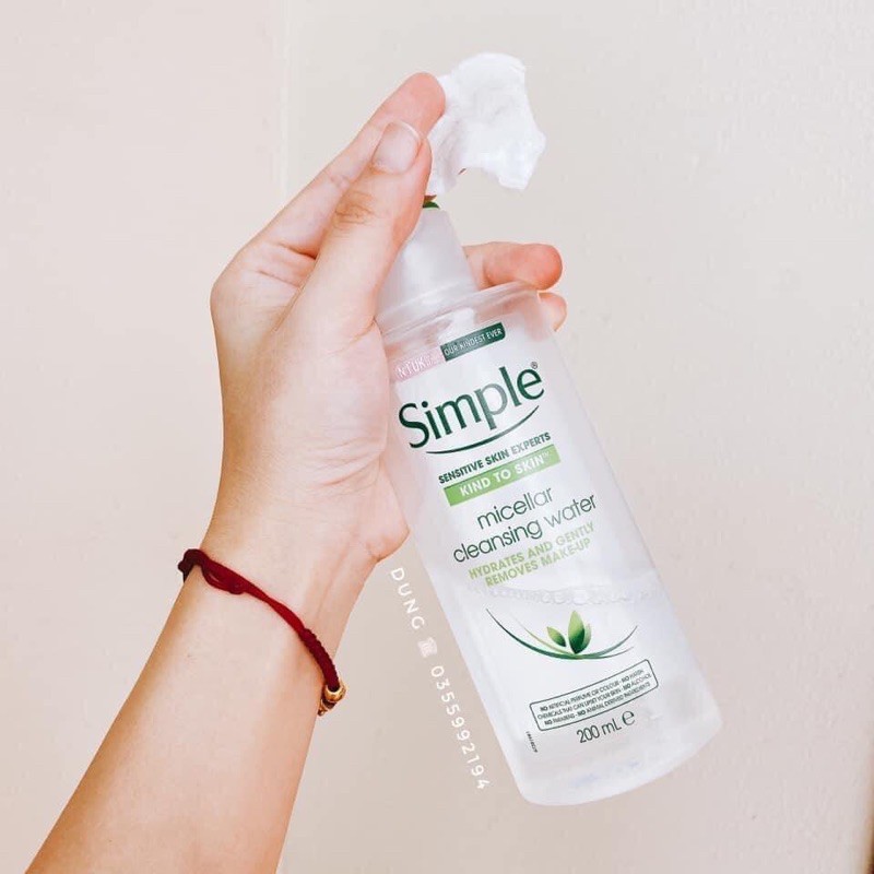 Nước tẩy trang kiềm dầu Simple Micellar Cleansing Water 200ml