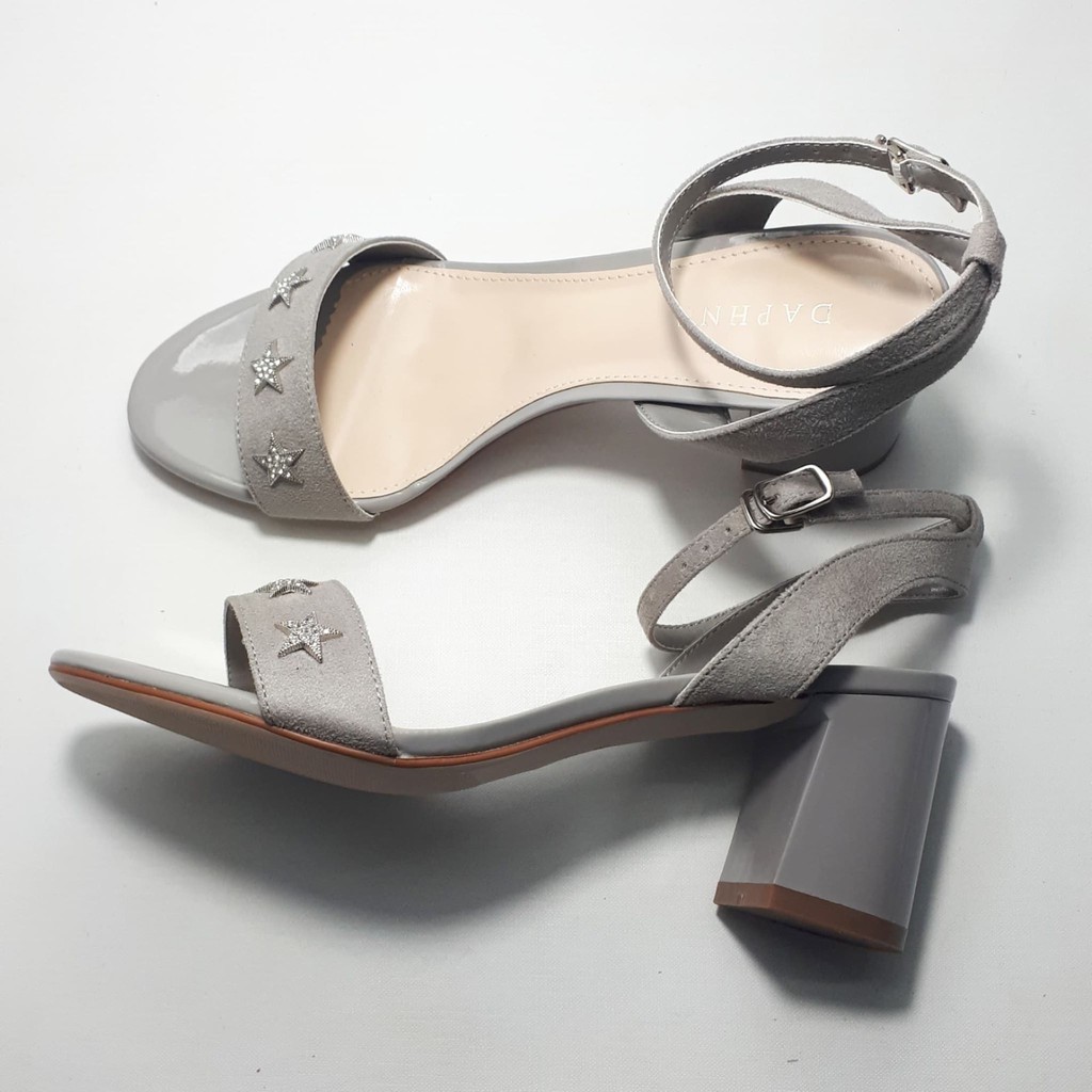 Sandal quai ngang Daphne, đính họa tiết ngôi sao, gót vuông 7cm (size 39-245)